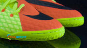 Zielono-pomarańczowe buty piłkarskie na halę Nike Hypervenomx Phelon IC 852563-308