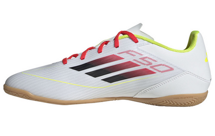 Białe buty halowe Adidas F50 Club IN IE1222