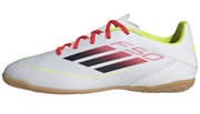 Białe buty halowe Adidas F50 Club IN IE1222