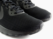 Czarne buty sportowe Nike Air Max Motion 833260-002