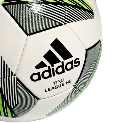 Biało-zielona piłka nożna Adidas Tiro Match FS0368 rozmiar 3