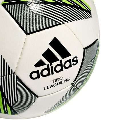 Biało-zielona piłka nożna Adidas Tiro Match FS0368 rozmiar 4