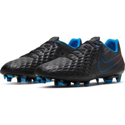 Czarne buty piłkarskie korki Nike Tiempo Legend 8 Academy AT5292-090