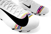 Biało-czarne buty piłkarskie Nike Mercurial Superfly Academy FG/MG AJ3111-109 JR